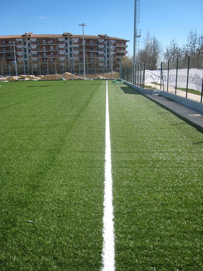 T-Grill Football, griglia canaletta per campi da calcio in erba sintetica