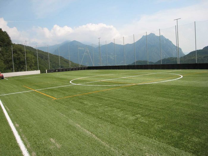 T-Grill Football, griglia canaletta per campi da calcio in erba sintetica