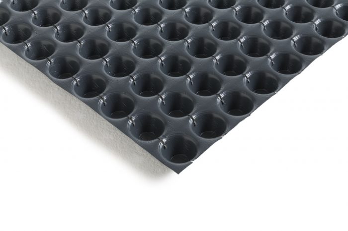 HDPE studded membrane, 20 mm thick, with holes, for green roofs